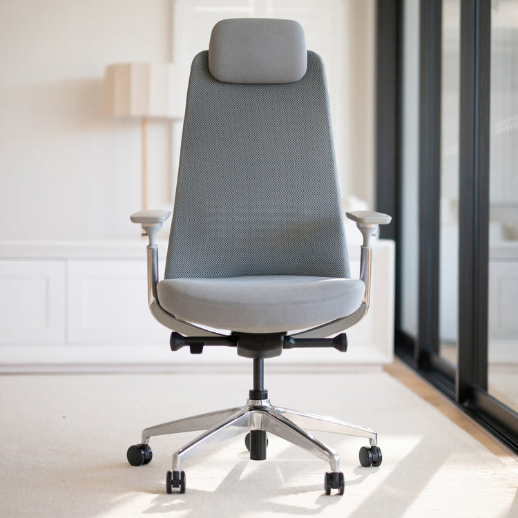 Desky Pinnacle Executive Office Chair