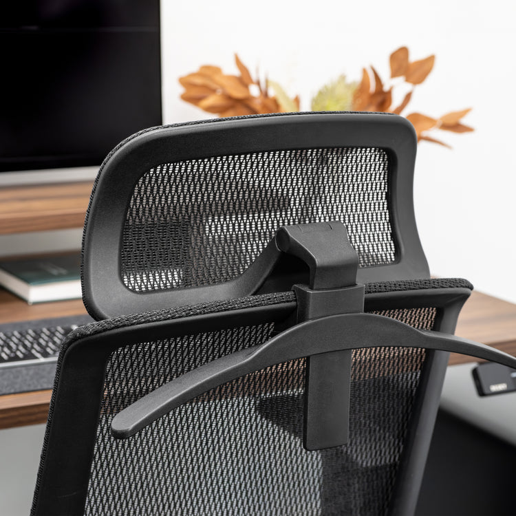 Chaise en maille à haut dossier réglable Desky