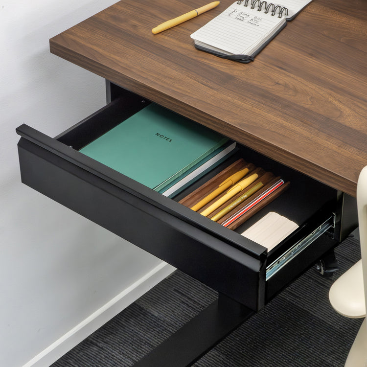 Bureau sous le tiroir du bureau