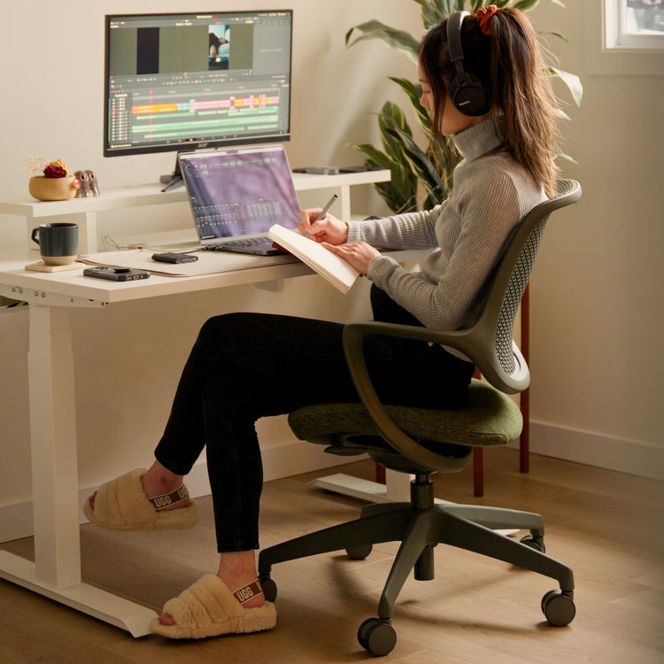 Desky Evoque Low Back Office Chair