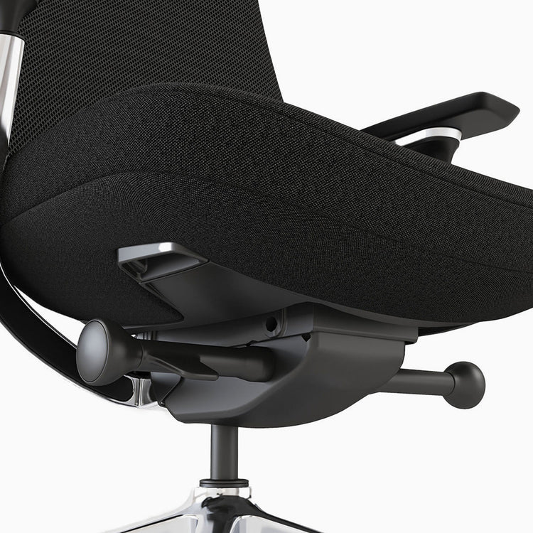 Adjustable cushioned seat executive office chair