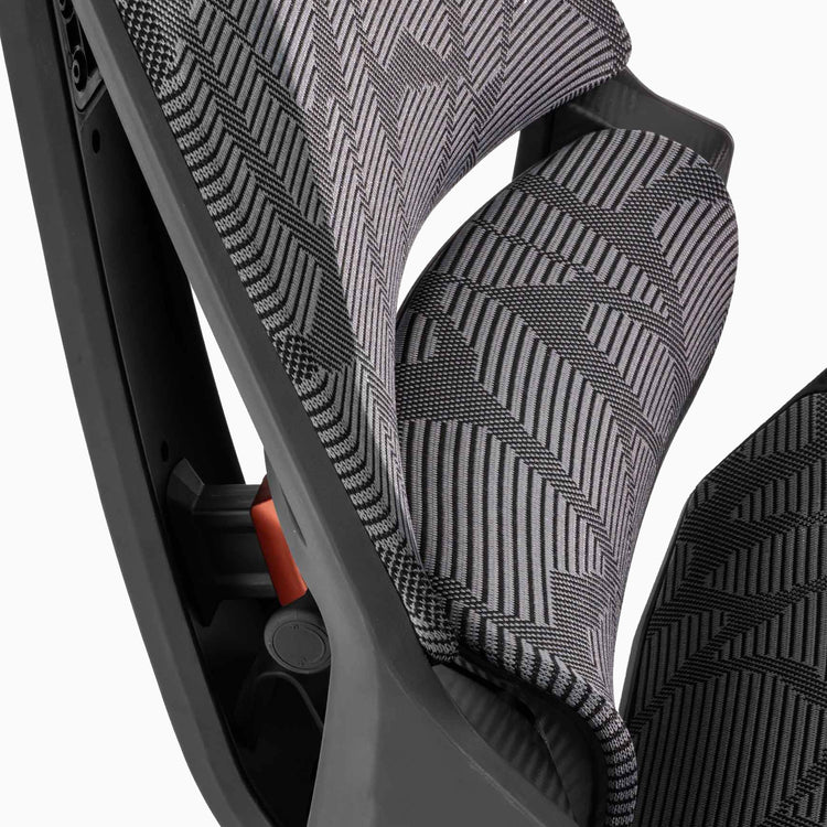 Stylish mesh back gaming chair Vanguard