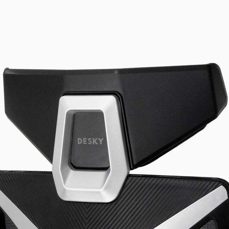 Adjustable headrest height gaming chair Vanguard