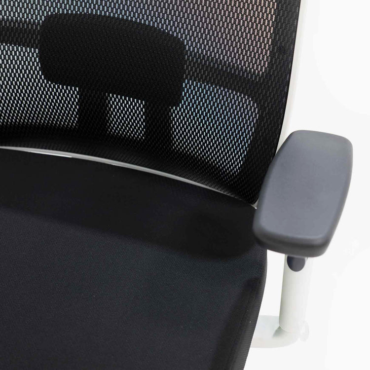 Luminous ergonomic high quality desk chair - Desky