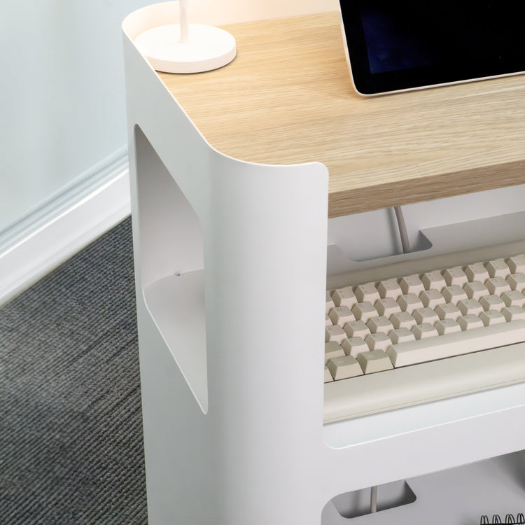 Curved safety edges open pedestal