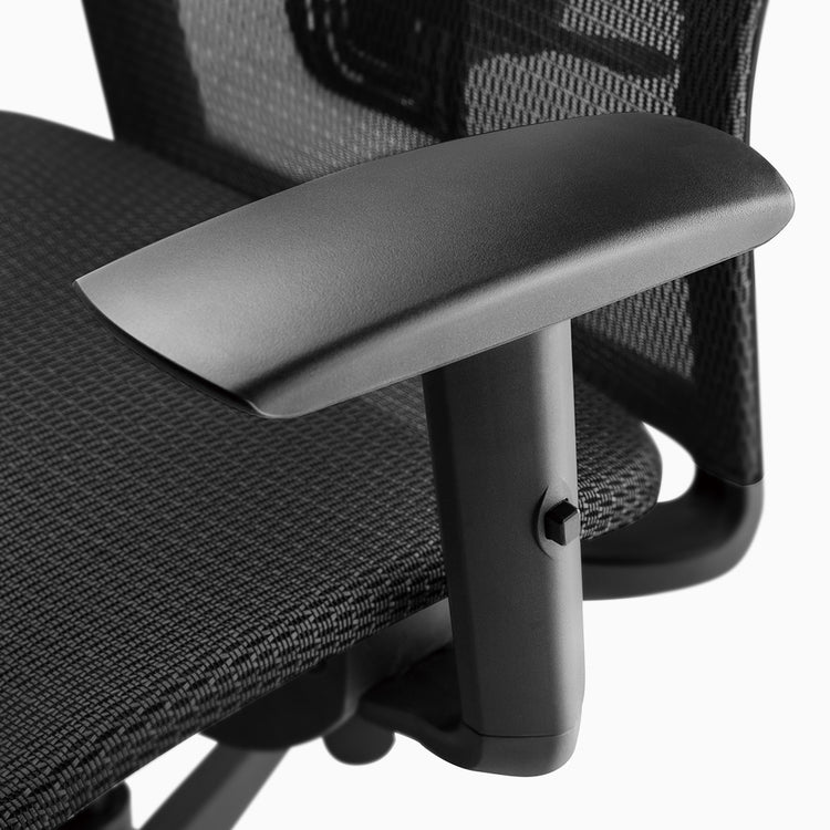 Ergonomic chair adjustable arm rests