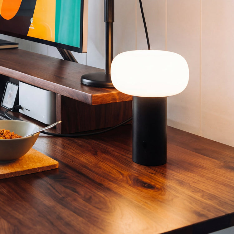 Desky eclipse rechargeable table lamp 