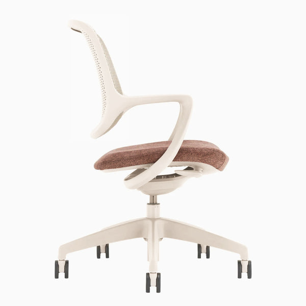Desky Evoque Low Back Office Chair detail view 80